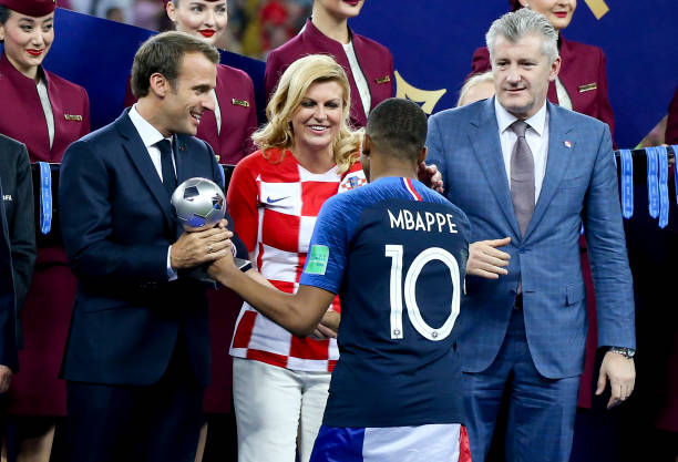 在关键时刻 在关键时刻